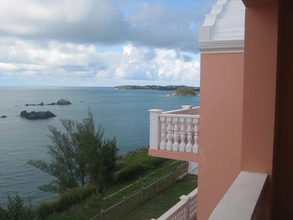 Clear View Suites & Villas Бермуди Екстер'єр фото